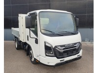 BIRR8757_2787702 vehicle image