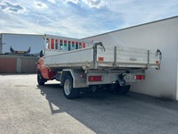 PRES5807_3013338 vehicle image