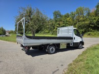 Kall37_2697450 vehicle image