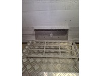 NUES8043_2868377 vehicle image