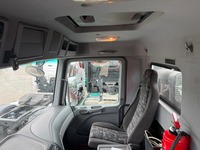 UNIK8334_2884132 vehicle image