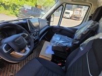 Kall37_2963958 vehicle image