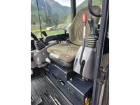 VISI1614_2826381 vehicle image