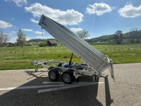 HUTT218_2899103 vehicle image