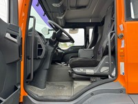 AGRO3463_2907369 vehicle image
