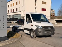 ALTH1974_2818662 vehicle image