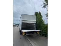 DTCH10536_2782768 vehicle image