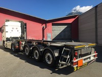 SAUR7607_2848456 vehicle image