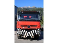 TMR8055_2718709 vehicle image