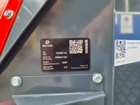 VISI1614_2999093 vehicle image