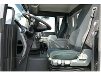 DOLD2821_3027839 vehicle image