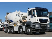 DOLD2821_3027839 vehicle image