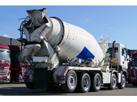 DOLD2821_3027839 vehicle image