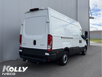 KOLL209_2552600 vehicle image