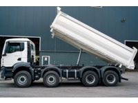 TMR8055_2769388 vehicle image