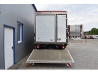 TOC1273_3013982 vehicle image