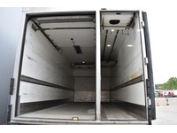 TOC1273_3013982 vehicle image
