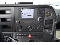 TOC1273_3013982 vehicle image
