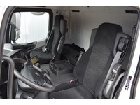 TOC1273_3013982 vehicle image