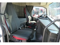 DOLD2821_2900546 vehicle image