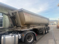 ZELJ895_2754862 vehicle image