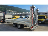 ABAT518_2825782 vehicle image