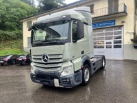PREI272_2424192 vehicle image