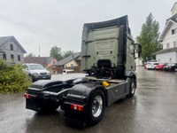 PREI272_2424192 vehicle image