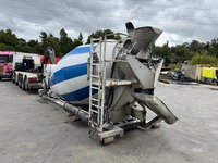 AGRO3463_2711584 vehicle image