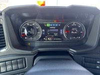 SCHU1479_2824017 vehicle image