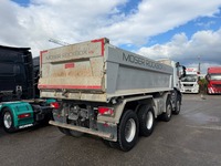 UNIK8334_2912815 vehicle image