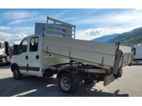 TROI280_2930612 vehicle image