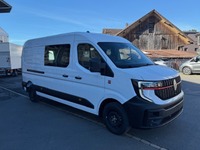 THOM6454_2749350 vehicle image