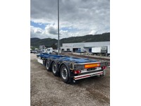 PEMA569_2892239 vehicle image