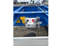 PEMA569_2892239 vehicle image