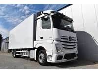TOC1273_3043550 vehicle image
