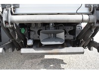 TOC1273_3043550 vehicle image