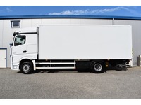 TOC1273_3043550 vehicle image