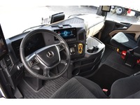 TOC1273_3043550 vehicle image