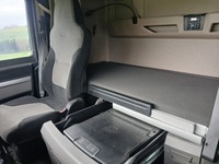 KROT9265_2891286 vehicle image