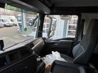 MANB1470_2814259 vehicle image