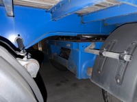 0593025 vehicle image