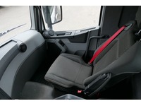 DOLD2821_2921717 vehicle image