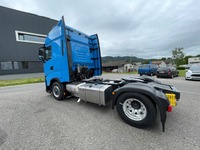 AAGO12_2933324 vehicle image