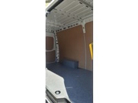 FUER10844_2969990 vehicle image