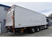 TOC1273_2891515 vehicle image