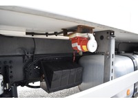 TOC1273_2891515 vehicle image