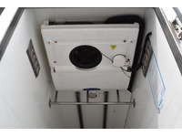 TOC1273_2891515 vehicle image