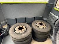 JAQU922_2810134 vehicle image