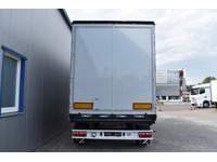 TOC1273_2928447 vehicle image